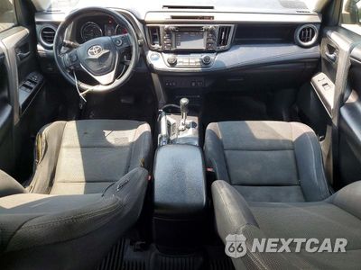 Zdjęcie 8 z 13 samochodu: 2018 TOYOTA RAV4 HYBRID XLE VIN:JTMRJREV6JD203319 - miniatura