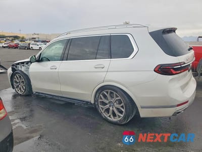 Drugie zdjęcie samochodu z przodu: 2027 BMW X7 XDRIVE40I VIN:5UX23EM04V9428758 - miniatura