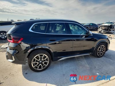 Trzecie zdjęcie samochodu z tyłu: 2024 BMW X1 XDRIVE28I VIN:WBX73EF00R5019869 - miniatura