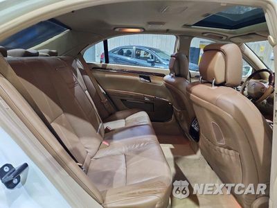 Zdjęcie 10 z 12 samochodu: 2007 MERCEDES-BENZ S 550 4MATIC VIN:WDDNG86X87A093669 - miniatura