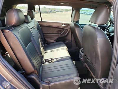 Zdjęcie 11 z 13 samochodu: 2023 VOLKSWAGEN TIGUAN SE R-LINE BLACK VIN:3VVCB7AX2PM064755 - miniatura