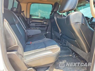 Zdjęcie 10 z 12 samochodu: 2022 RAM 3500 LARAMIE VIN:3C63RRJL3NG192427 - miniatura