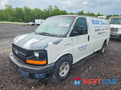 2003 CHEVROLET EXPRESS 1500 DELIVERY VAN 1GCFG15X831176777 - główne zdjęcie licytacji z USA - miniatura