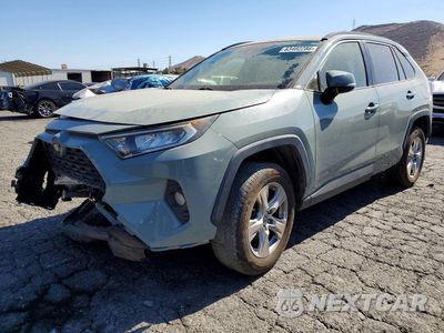 2019 TOYOTA RAV4 XLE JTMW1RFV4KD511396 - główne zdjęcie licytacji z USA - miniatura