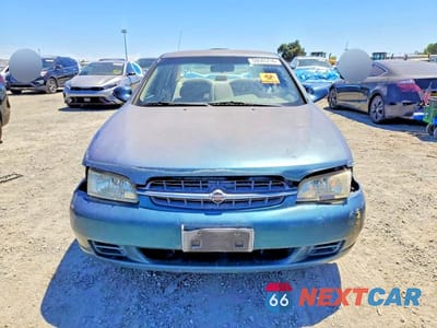 Piąte zdjęcie samochodu w środku: 1998 NISSAN ALTIMA XE VIN:1N4DL01D1WC225034 - miniatura