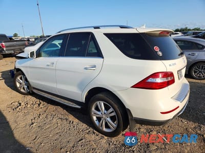 Drugie zdjęcie samochodu z przodu: 2013 MERCEDES-BENZ ML 350 4MATIC VIN:4JGDA5HBXDA106002 - miniatura