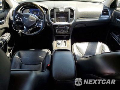Zdjęcie 8 z 12 samochodu: 2020 CHRYSLER 300 LIMITED VIN:2C3CCAKG6LH154866 - miniatura