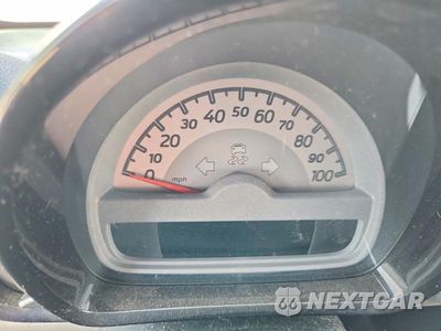 Zdjęcie 9 z 12 samochodu: 2014 SMART FORTWO VIN:WMEEJ9AAXEK764563 - miniatura