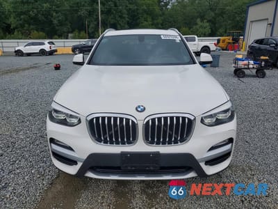 Piąte zdjęcie samochodu w środku: 2018 BMW X3 XDRIVE30I VIN:5UXTR9C55JLC76920 - miniatura