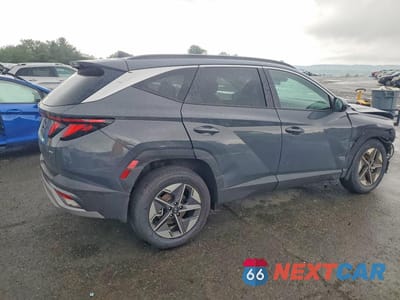 Trzecie zdjęcie samochodu z tyłu: 2026 HYUNDAI TUCSON SEL VIN:5NMJBCDE1TH651406 - miniatura