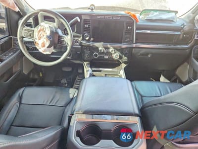 Zdjęcie 8 z 14 samochodu: 2023 FORD F350 VIN:1FT8W3BTXPED48184 - miniatura