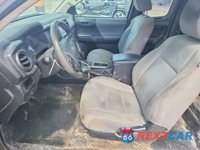 Zdjęcie 7 z 12 samochodu: 2019 TOYOTA TACOMA SR VIN:5TFRX5GN4KX149734 - miniatura