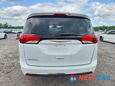 Zdjęcie 6 z 13 samochodu: 2020 CHRYSLER PACIFICA TOURING L VIN:2C4RC3BG7LR267821 - miniatura