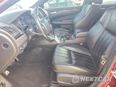 Zdjęcie 7 z 13 samochodu: 2019 CHRYSLER 300 S VIN:2C3CCABG3KH693945 - miniatura