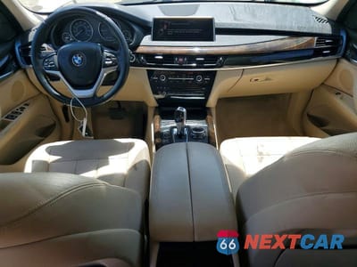 Zdjęcie 8 z 13 samochodu: 2015 BMW X5 XDRIVE35I VIN:5UXKR0C59F0K55467 - miniatura