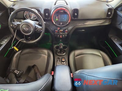 Zdjęcie 8 z 13 samochodu: 2020 MINI COOPER COUNTRYMAN ALL4 VIN:WMZYW5C06L3L15219 - miniatura