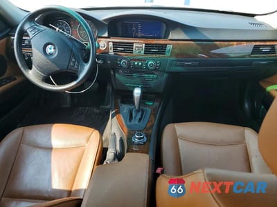 Zdjęcie 8 z 12 samochodu: 2011 BMW 328 XI VIN:WBAPK7C57BA821602 - miniatura