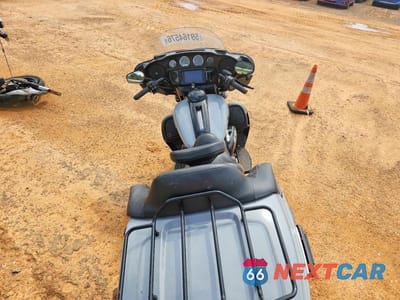 Zdjęcie 6 z 8 samochodu: 2024 HARLEY-DAVIDSON FLHTK VIN:1HD1KEF15RB623058 - miniatura
