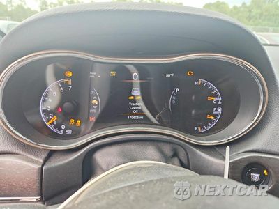 Zdjęcie 9 z 13 samochodu: 2017 JEEP GRAND CHEROKEE LIMITED VIN:1C4RJFBG6HC739143 - miniatura