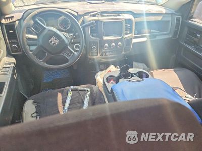 Zdjęcie 8 z 12 samochodu: 2018 RAM 1500 ST VIN:1C6RR7FT0JS206469 - miniatura