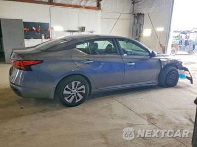 Trzecie zdjęcie samochodu z tyłu: 2024 NISSAN ALTIMA S VIN:1N4BL4BV9RN424461 - miniatura