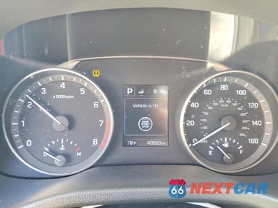 Zdjęcie 9 z 12 samochodu: 2018 HYUNDAI ELANTRA VALUE EDITION VIN:KMHD84LF1JU577692 - miniatura