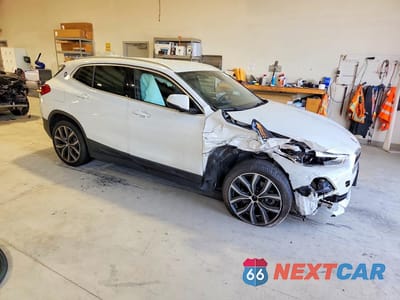 Czwarte zdjęcie samochodu z boku: 2020 BMW X2 SDRIVE28I VIN:WBXYH9C01L5P47578 - miniatura
