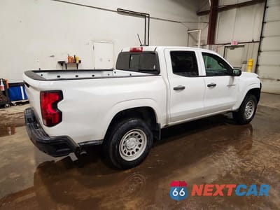 Trzecie zdjęcie samochodu z tyłu: 2025 CHEVROLET COLORADO VIN:1GCPSBEK1S1156740 - miniatura