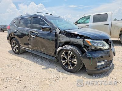 Czwarte zdjęcie samochodu z boku: 2017 NISSAN ROGUE S VIN:JN8AT2MT9HW141383 - miniatura