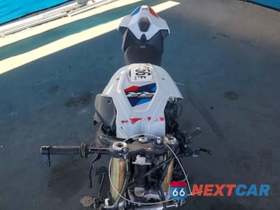 Piąte zdjęcie samochodu w środku: 2023 BMW S 1000 RR VIN:WB10E6303P6G99826 - miniatura