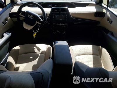Zdjęcie 8 z 12 samochodu: 2018 TOYOTA PRIUS TWO VIN:JTDKBRFUXJ3583775 - miniatura