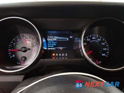 Zdjęcie 9 z 12 samochodu: 2020 FORD MUSTANG VIN:1FA6P8THXL5176024 - miniatura