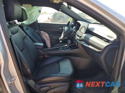 Zdjęcie 7 z 13 samochodu: 2026 JEEP COMPASS LATITUDE VIN:3C4NJDBN7TT201145 - miniatura