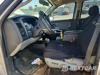 Zdjęcie 7 z 12 samochodu: 2008 DODGE DAKOTA QUAD SLT VIN:1D7HW48N18S507794 - miniatura