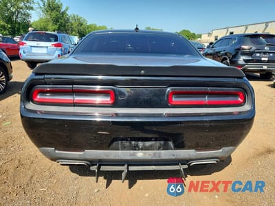 Zdjęcie 6 z 12 samochodu: 2016 DODGE CHALLENGER R/T SCAT PACK VIN:2C3CDZFJ3GH265219 - miniatura