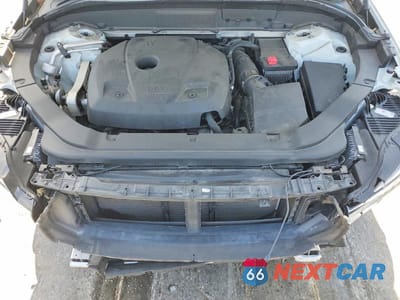 Zdjęcie 12 z 13 samochodu: 2018 VOLVO XC60 T6 MOMENTUM VIN:YV4A22RK2J1041687 - miniatura