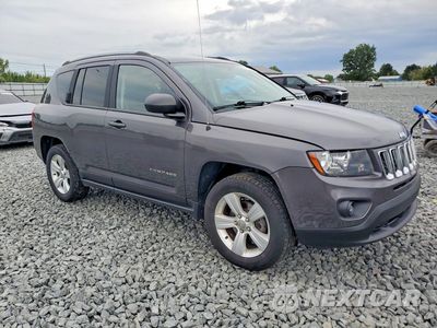 Czwarte zdjęcie samochodu z boku: 2016 JEEP COMPASS SPORT VIN:1C4NJDBB8GD556875 - miniatura