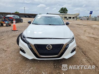 Piąte zdjęcie samochodu w środku: 2019 NISSAN ALTIMA SR VIN:1N4BL4CV1KC203467 - miniatura
