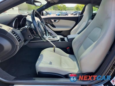 Zdjęcie 7 z 12 samochodu: 2017 JAGUAR F-TYPE VIN:SAJWA6AT6H8K37612 - miniatura
