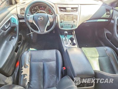 Zdjęcie 8 z 13 samochodu: 2017 NISSAN ALTIMA 2.5 SL VIN:1N4AL3AP9HC224120 - miniatura