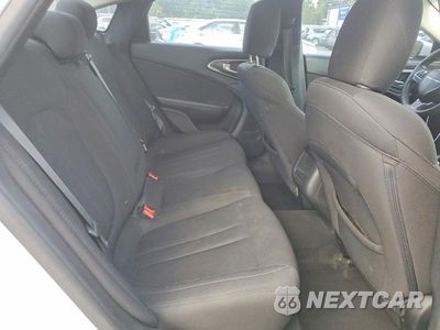 Zdjęcie 10 z 12 samochodu: 2016 CHRYSLER 200 LIMITED VIN:1C3CCCAB6GN172153 - miniatura