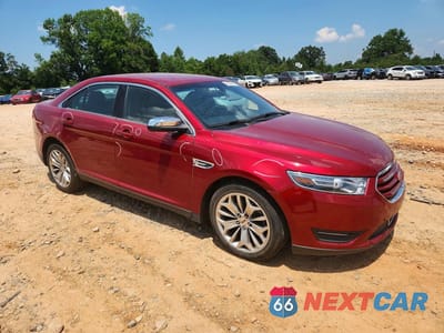 Czwarte zdjęcie samochodu z boku: 2016 FORD TAURUS LIMITED VIN:1FAHP2F83GG114086 - miniatura