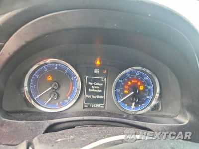 Zdjęcie 9 z 13 samochodu: 2017 TOYOTA COROLLA SE VIN:5YFBURHE5HP647089 - miniatura
