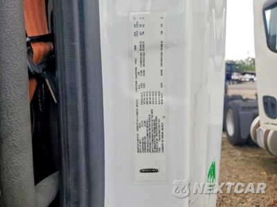 Zdjęcie 13 z 14 samochodu: 2020 FREIGHTLINER CASCADIA 125 SEMI TRUCK VIN:3AKJGLDR2LDLU5593 - miniatura