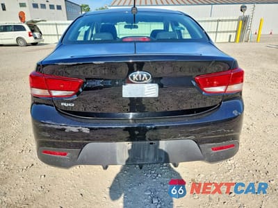 Zdjęcie 6 z 13 samochodu: 2018 KIA RIO LX VIN:3KPA24AB5JE065540 - miniatura