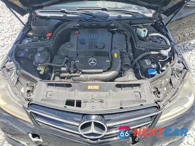 Zdjęcie 11 z 12 samochodu: 2015 MERCEDES-BENZ C 250 VIN:WDDGJ4HB3FG415988 - miniatura