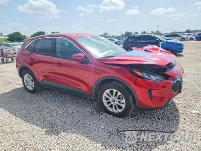 Czwarte zdjęcie samochodu z boku: 2020 FORD ESCAPE SE VIN:1FMCU9G69LUB31954 - miniatura