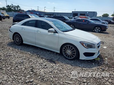 Czwarte zdjęcie samochodu z boku: 2016 MERCEDES-BENZ CLA 250 VIN:WDDSJ4EB3GN316390 - miniatura