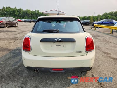 Zdjęcie 6 z 12 samochodu: 2018 MINI COOPER VIN:WMWXU1C51J2F81059 - miniatura