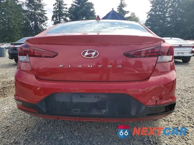 Zdjęcie 6 z 12 samochodu: 2019 HYUNDAI ELANTRA SEL VIN:5NPD84LF3KH443508 - miniatura
